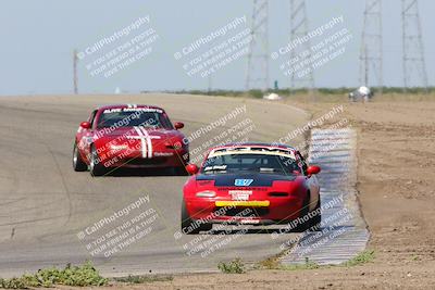 media/Apr-30-2022-CalClub SCCA (Sat) [[98b58ad398]]/Group 5/Race (Outside Grapevine)/